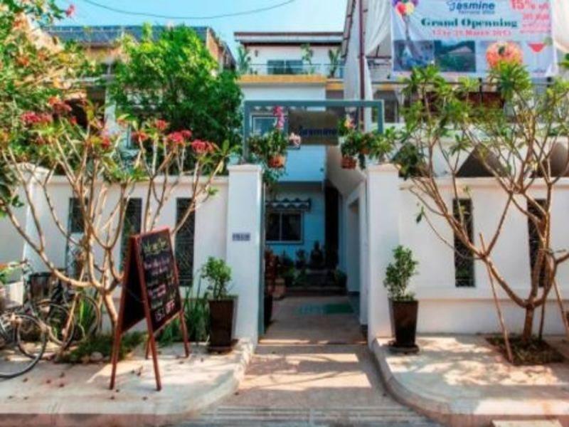 Jasmine Terrace Villa Phnom Penh Exterior photo