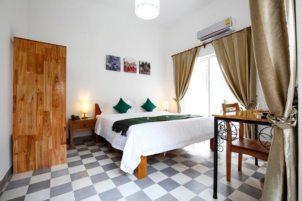 Jasmine Terrace Villa Phnom Penh Exterior photo